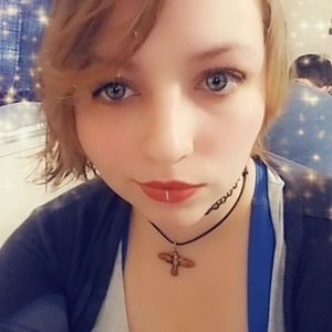 Meet your Posher, Becky